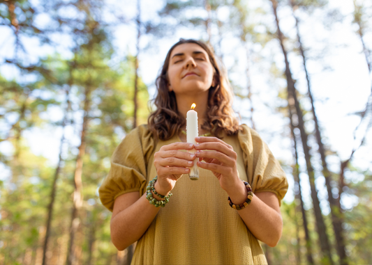 Le Pouvoir des Mots et de Votre Intention dans un Rituel